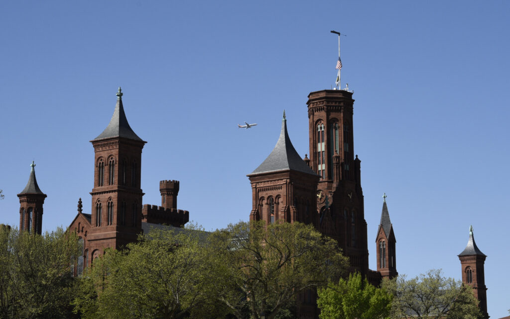 Smithsonian nombra a primer director del Museo Nacional del Latino Estadounidense