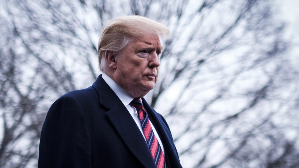 ¿Tirados por el inodoro o simplemente perdidos? Trump dejaría hueco en su registro