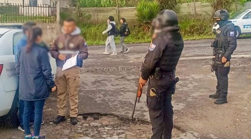 Allanamientos y dos retenidos en Ecuador por presunto tráfico de influencias en concurso de jueces