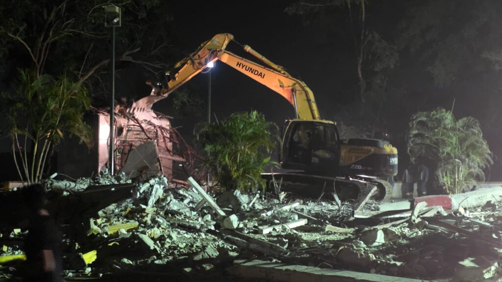 Gobierno de Panamá ordena inmediata restauración del monumento que conmemora la llegada de chinos al país